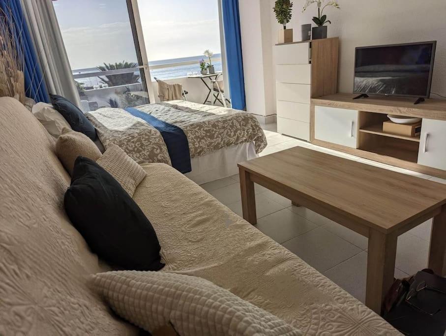 Beachfront Studio Apartment Puerto Rico Puerto Rico  Luaran gambar