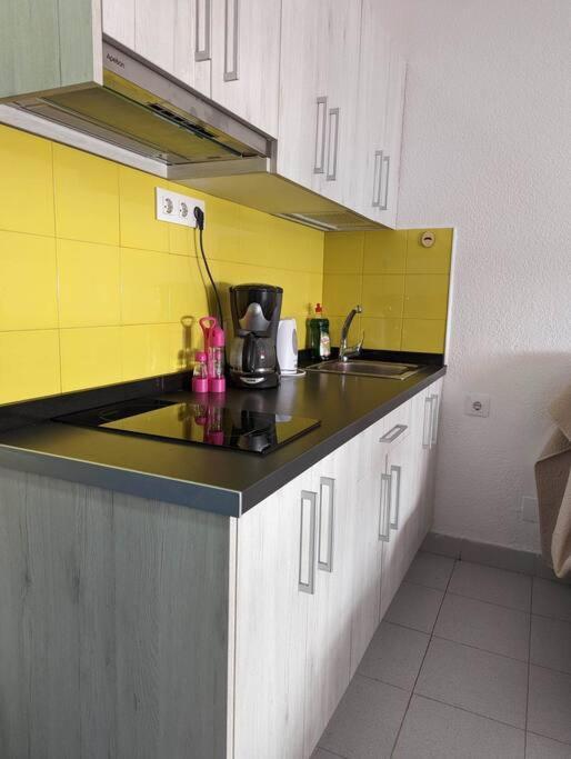 Beachfront Studio Apartment Puerto Rico Puerto Rico  Luaran gambar